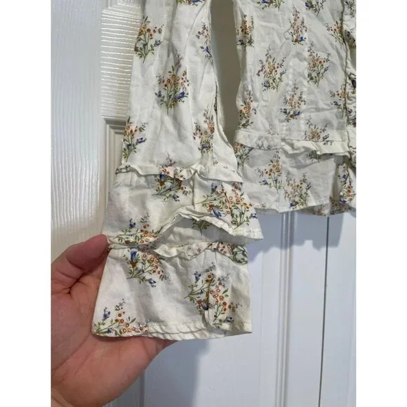 Lucky Brand Girls Floral Button Up Top Size XL (16) Bell Sleeves Ruffles Dainty - Picture 3 of 12